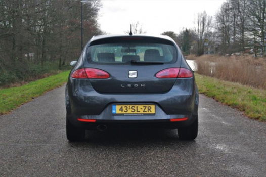 Seat Leon - 1.6 Stylance | 17 inch lichtmetaal | NAP - 1