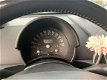 Volkswagen New Beetle - 2.0 Highline Benzine Vol optie’s airco Lederen bekleding Rijdt en schakelt p - 1 - Thumbnail