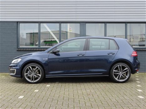 Volkswagen Golf - 1.4 TSI GTE Ex BTW Trekhaak | Navi | 18 inch - 1