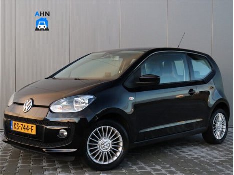 Volkswagen Up! - 1.0 high up! 75PK / Cruise / Navi / Airco / PDC - 1