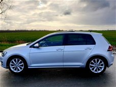 Volkswagen Golf - 2.0 TDI Highline