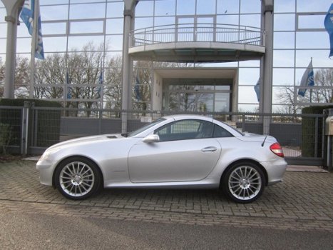 Mercedes-Benz SLK-klasse - 200 K. automaat, nw model , 18 inch, navi, N.A.P - 1