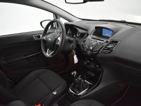 Ford Fiesta - 1.0 EcoBoost Titanium / NAVI / AIRCO-ECC / CRUISE CTR. / PDC / LMV / * APK 05-2021 - 1