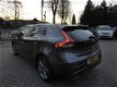 Volvo V40 - 1.6 T4 180PK Powershift Summum 57dKM|Panorama|Leder|Keyless|Xenon|Navi - 1 - Thumbnail