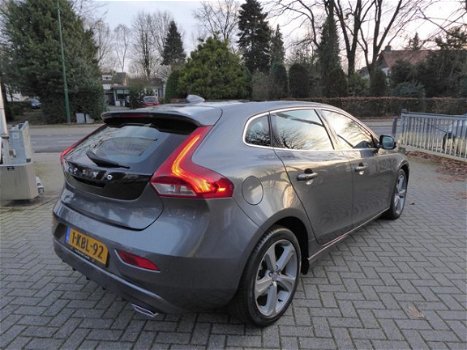 Volvo V40 - 1.6 T4 180PK Powershift Summum 57dKM|Panorama|Leder|Keyless|Xenon|Navi - 1