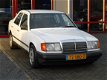 Mercedes-Benz 250 - 200-500 (W124) D AIRCO TREKHAAK AUTOMAAT YOUNGTIMER - 1 - Thumbnail