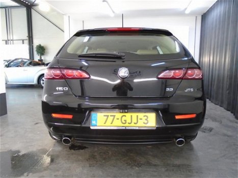 Alfa Romeo 159 Sportwagon - 2.2 JTS Selespeed TI NAVI./LEER. ZEER MOOI incl. NWE APK/GARANTIE - 1