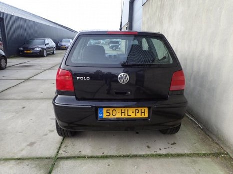 Volkswagen Polo - 1.4 Trendline LMV - 1