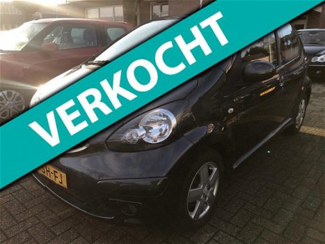 Toyota Aygo - 1.0-12V Sport 141.DKM AIRCO PDC ACHTER 5-DEURS NIEUWE APK - 1