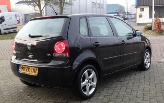 Volkswagen Polo - 1.4 TDI Optive AIRCO + JAAR APK - 1