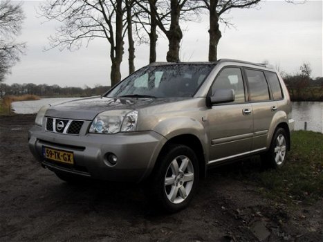 Nissan X-Trail - 2.0 Columbia Style 2 WD , Panorama - 1