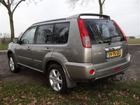 Nissan X-Trail - 2.0 Columbia Style 2 WD , Panorama - 1