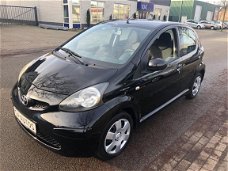 Toyota Aygo - 1.0 airco/elec pakket/5 drs