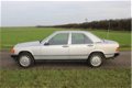 Mercedes-Benz 190-serie - 2.0 D 165000 originele km Geen roest - 1 - Thumbnail