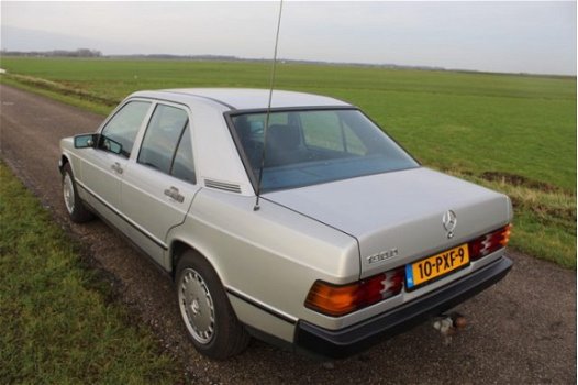 Mercedes-Benz 190-serie - 2.0 D 165000 originele km Geen roest - 1