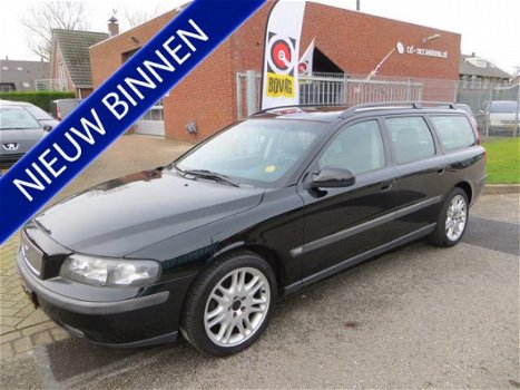 Volvo V70 - 2.4 COMF. LINE LEER-CLIMA-YOUNGTIMER - 1