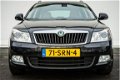 Skoda Octavia Combi - 2.0 TDI Aut. Elegance Xenon/ Trekhaak/ Volledig onderhouden/ Full map navigati - 1 - Thumbnail