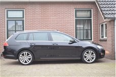 Volkswagen Golf Variant - 1.6 TDI 110pk Highline Xenon Ecc Pdc Pano Trekhaak Navigatie