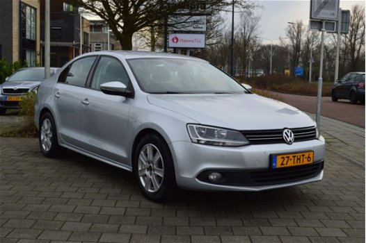 Volkswagen Jetta - 1.2 TSI Comfortline - 1