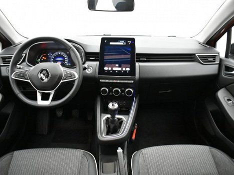 Renault Clio - TCe 100 Intens / Camera / 9.3