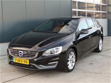 Volvo V60 - 1.6 D2 Summum Automaat