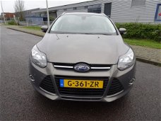 Ford Focus Wagon - 1.0 EcoBoost TITANIUM Park assist / Navi / Cruise