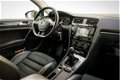 Volkswagen Golf - 1.6 TDi 110 Pk R-Line | Navigatie | Ergo Sportstoelen | 17