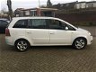 Opel Zafira - 1.8 Business / 7 PERSOONS / APK 2021 / NETTE STAAT / TREKHAAK / AIRCO - 1 - Thumbnail