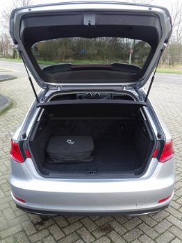 Audi A3 Sportback - 1.4 e-tron PHEV 150PK [EX-BTW] NAVI/ECC/SCHUIFDAK/CRUISE/PRIVACY - 1