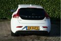 Volvo V40 - 1.5 T2 122PK Geartronic Kinetic - 1 - Thumbnail