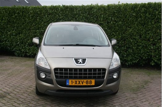 Peugeot 3008 - 1.6 HDIF 16V 110 ST - 1