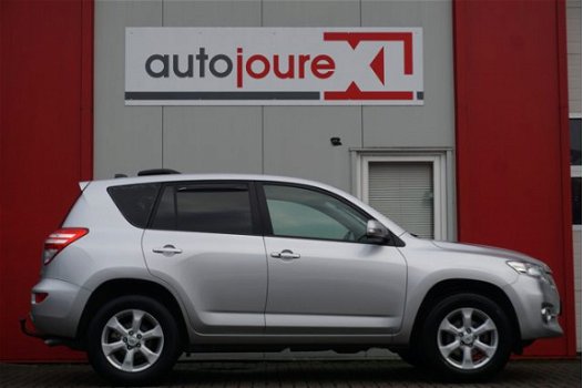 Toyota RAV4 - 2.2 D-4D Executive Business VAN - 1