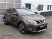 Nissan Qashqai - 1.6 Tekna 163 PK, Trekhaak, Navigatie, etc, etc - 1 - Thumbnail