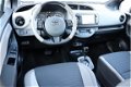 Toyota Yaris - 1.5 Hybrid Bi-Tone Plus Navigatie-Cruise control-16 inch - 1 - Thumbnail