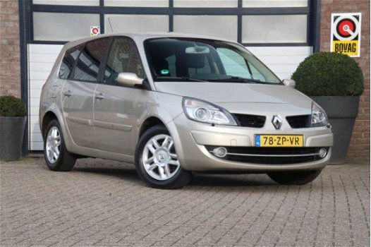 Renault Grand Scénic - 2.0-16V ZEER NETTE AUTO - 1