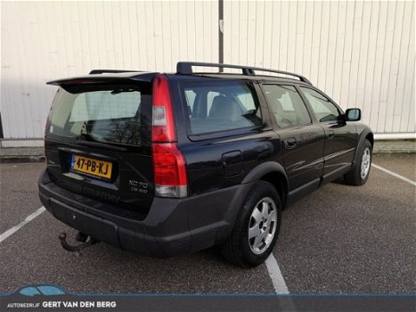 Volvo XC70 - 2.4 D5 AUTOMAAT| LEER| CLIMA| CRUISE| - 1