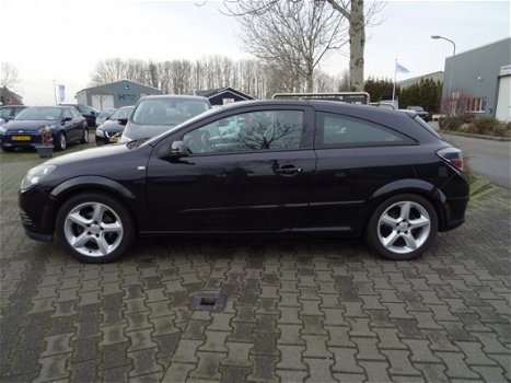 Opel Astra GTC - 1.8 Sport - 1