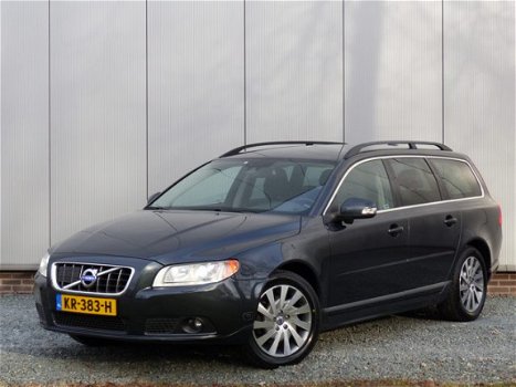 Volvo V70 - 2.5T AUT LPG-G3 Momentum Xenon / Driver Support Line / Nieuwe distributieriem + beurt - 1