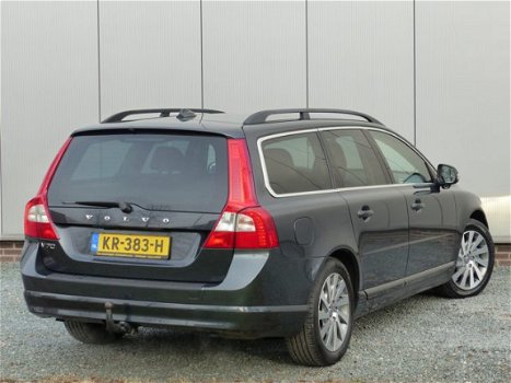 Volvo V70 - 2.5T AUT LPG-G3 Momentum Xenon / Driver Support Line / Nieuwe distributieriem + beurt - 1