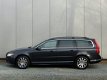 Volvo V70 - 2.5T AUT LPG-G3 Momentum Xenon / Driver Support Line / Nieuwe distributieriem + beurt - 1 - Thumbnail