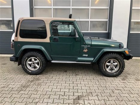 Jeep Wrangler - 4.0i Hardtop Sahara - 1