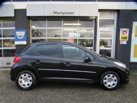 Peugeot 207 - 1.4 VTi Executive NAVI CLIMA CRUISE - 1