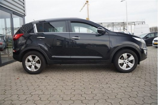 Kia Sportage - 2.0 X-ecutive Plus Pack Airco Clima Cruise Controle Navigatie 1ste Eigenaar - 1