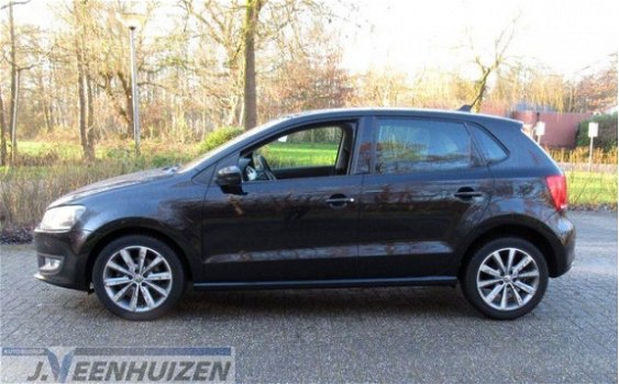 Volkswagen Polo - 1.6 TDI BlueMotion Highline Bj '11 NAVI Nette auto - 1