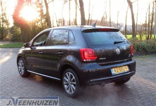 Volkswagen Polo - 1.6 TDI BlueMotion Highline Bj '11 NAVI Nette auto - 1