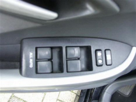 Toyota Prius - 1.8 Comfort '10, 257000 KM, IN KEURIGE STAAT, NWE. APK - 1