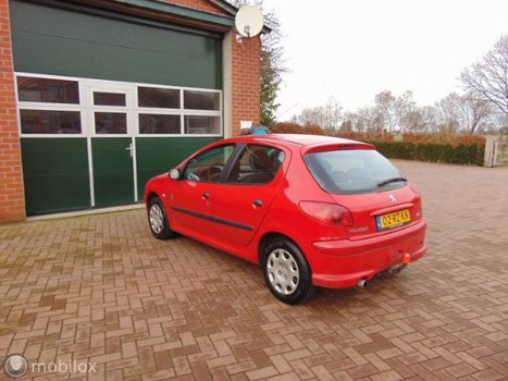 Peugeot 206 - 1.1 X-Design, Bj 2005, 5-deurs, Apk, Leuke Auto - 1