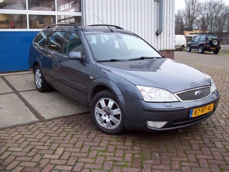 Ford Mondeo Wagon - 2.0-16V First Edition - 1