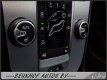 Volvo V40 - 2.0 D2 Ocean Race Business Panoramadak Navigatie Cam Parking - 1 - Thumbnail