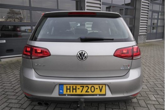 Volkswagen Golf - 1.4 TSI Highline 125 pk Navigatie | Lichtmetalen velgen - 1
